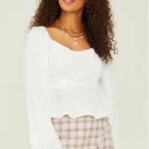 White cute shirt Altar’d state